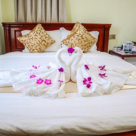 Arina Boutique Kampot Hotel Exterior photo